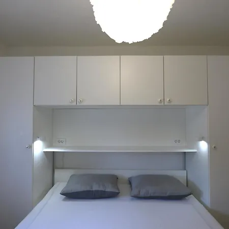 Apartman Nadenic *
