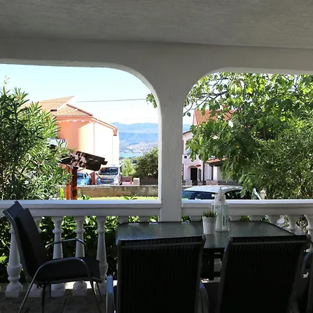 Nadenic * Silo (Krk)