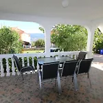 Nadenic Appartement Šilo