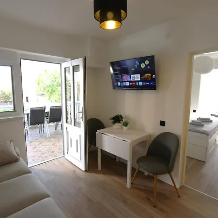Apartment Nadenic Šilo